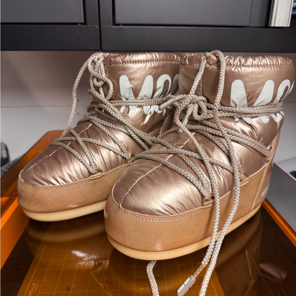 Moon Boot Women's bronze Winter Boots